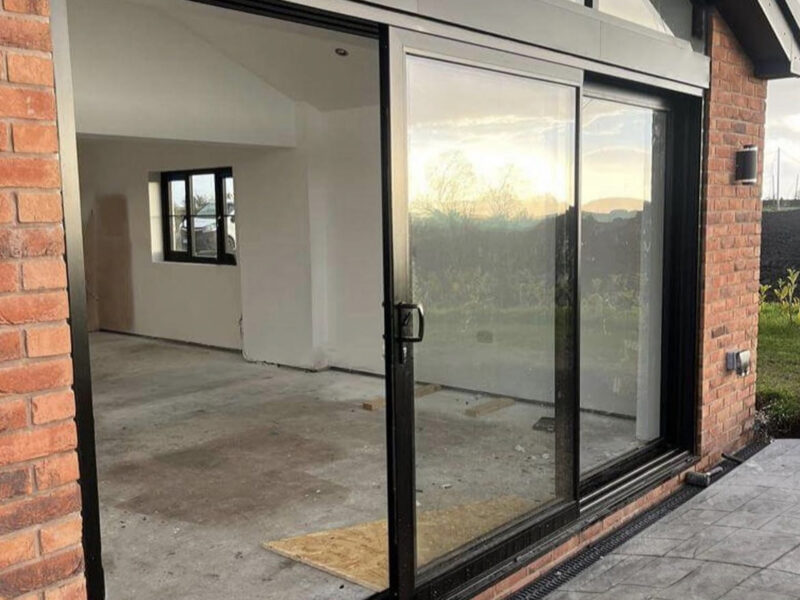 Sliding Door
